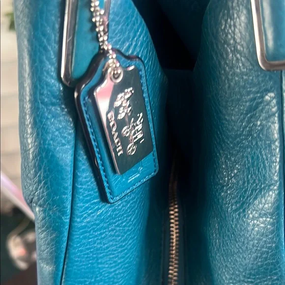Coach Teal Leather Hobo Bag with Supple Texture - Picture 10 of 10